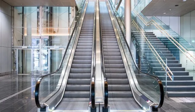 Instalación de Escaleras Electricas